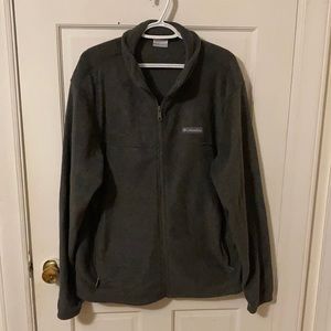 XL Columbia grey zip-up jacket